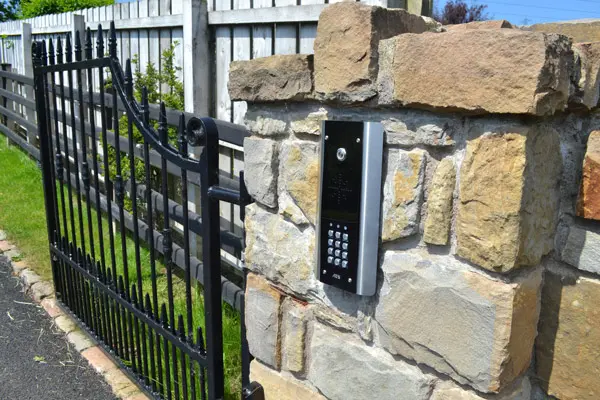 interphone video sans fil vendu dans le Var